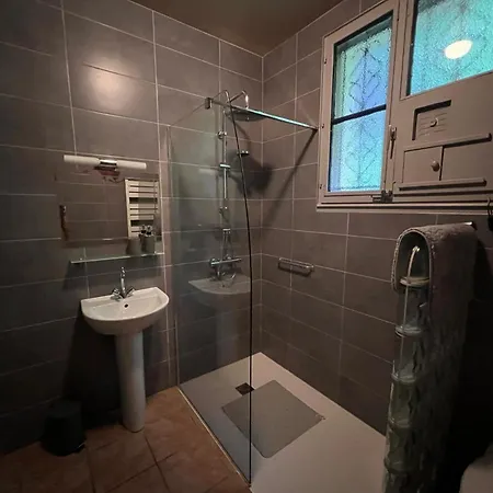 Les Trois Fenetres 3*