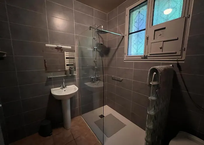 Les Trois Fenetres 3*